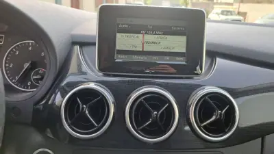 Mercedes-Benz B 180 2014 - 13890 EUR, 141469 km - AUTO.MOTO.pt - 141469km - foto 36 de 43