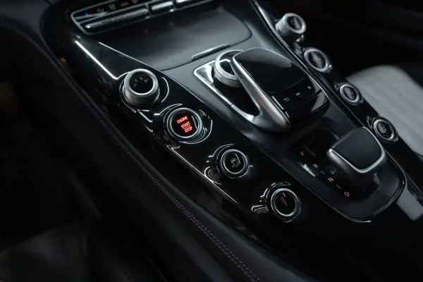 Mercedes-Benz AMG GT 2018 - 94950 EUR, 59000 km - AUTO.MOTO.pt - 59000km - foto 44 de 46