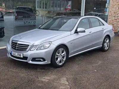 Mercedes-Benz E 250 2009 - 14450 EUR, 234946 km - AUTO.MOTO.pt - 234946km - foto 2 de 23