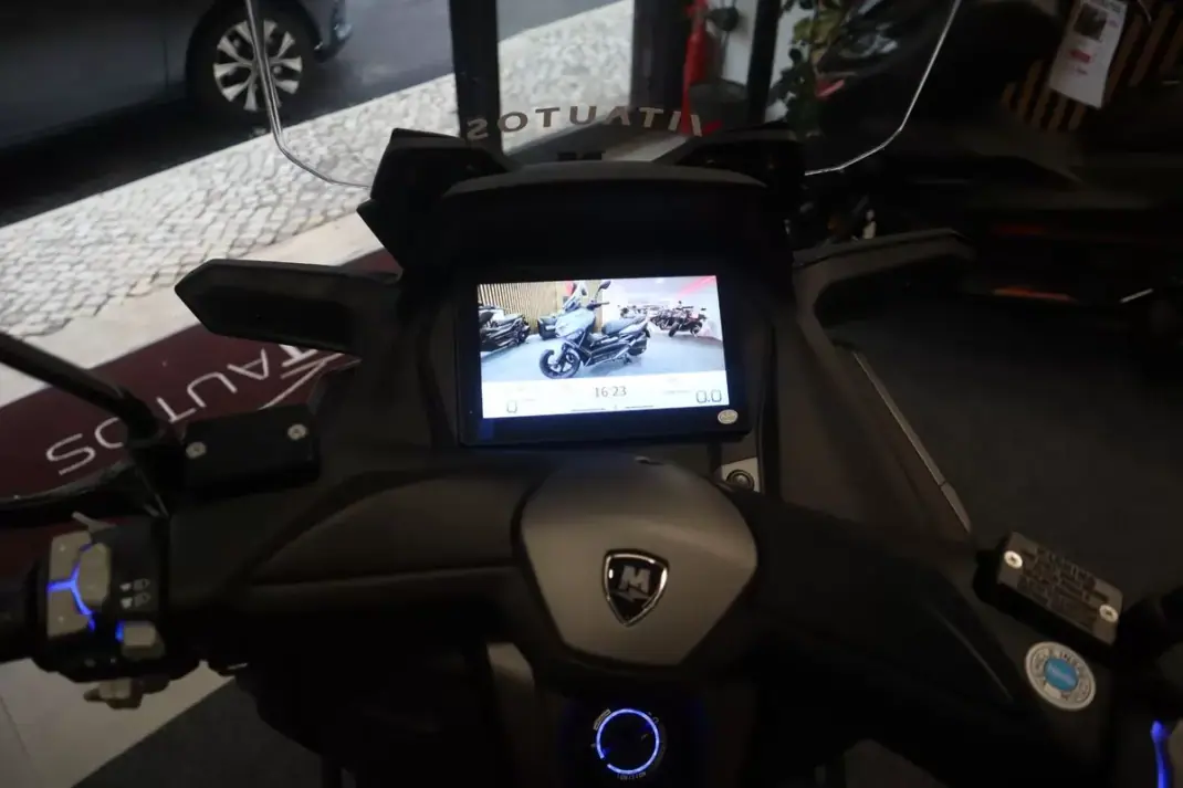 2026 - 3290 EUR, 1 km - AUTO.MOTO.pt - 1km - foto 11 de 11