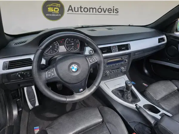 BMW 320 2008 - 13500 EUR, 297000 km - AUTO.MOTO.pt - 297000km - foto 5 de 7