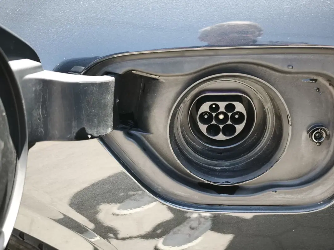 Volvo V60 2019 - 22900 EUR, 182000 km - 182000km - foto 24 de 25