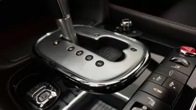 Bentley Continental 2013 - 94990 EUR, 81000 km - AUTO.MOTO.pt - 81000km - foto 27 de 37