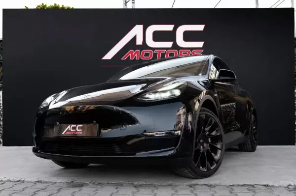 Tesla Model Y 2023 - 36990 EUR, 86000 km - AUTO.MOTO.pt - 86000km - foto 16 de 33
