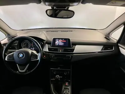 BMW 216 Gran Tourer 2016 — foto 3 de 40