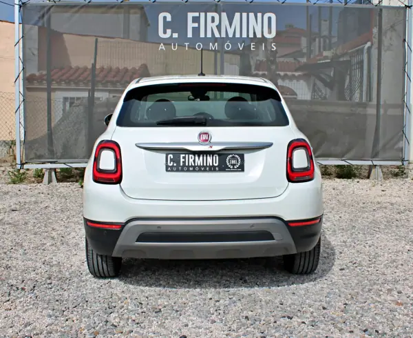 Fiat 500X 2019 - 13900 EUR, 122366 km - AUTO.MOTO.pt - 122366km - foto 6 de 22
