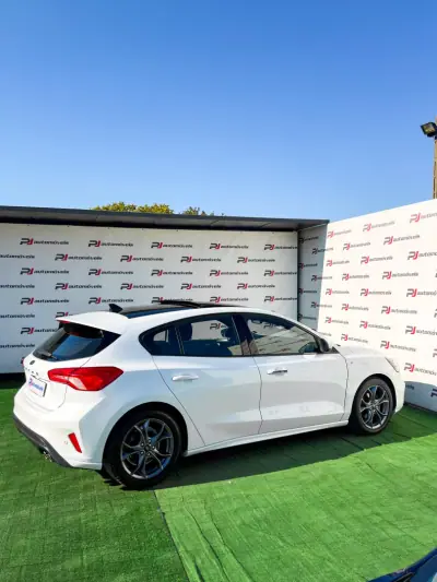 Ford Focus 2019 - 15500 EUR, 124230 km - 124230km - foto 6 de 26