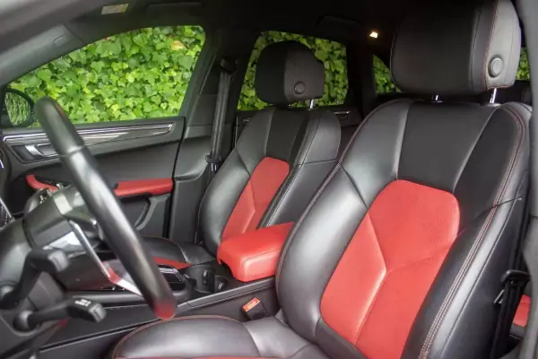 Porsche Macan 2015 - 43900 EUR, 101500 km - AUTO.MOTO.pt - 101500km - foto 12 de 19