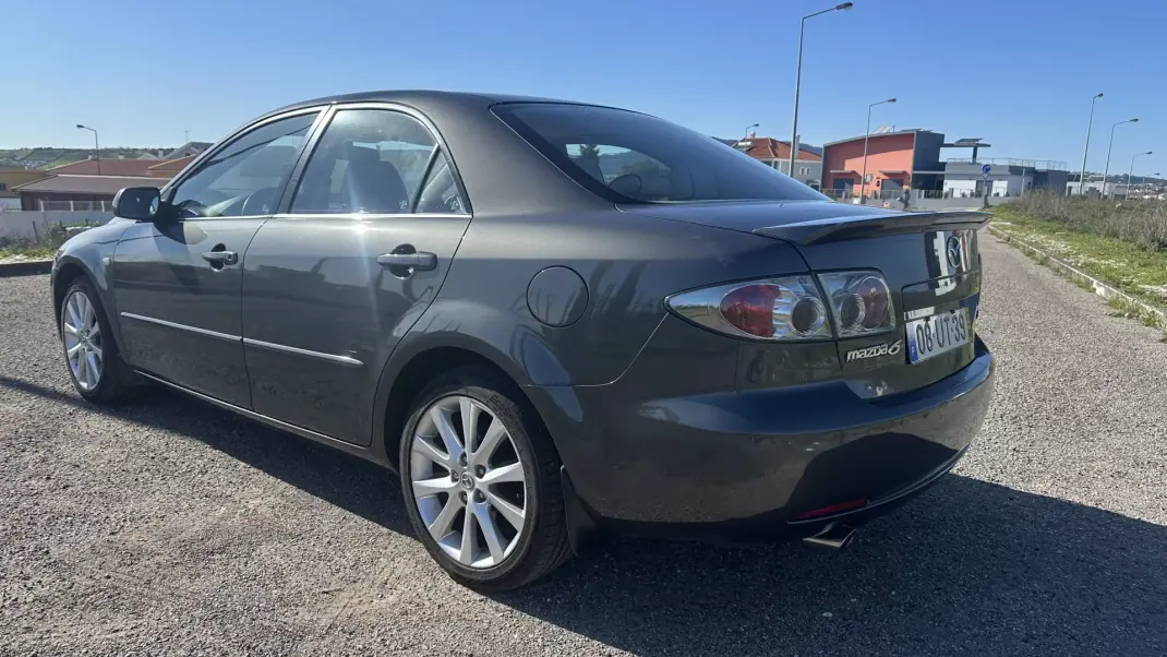 Mazda 6 2007 - 6750 EUR, 115000 km - AUTO.MOTO.pt - 115000km - foto 7 de 15