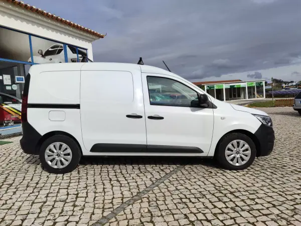 Renault EXPRESS 1.5 Blue dCi 2LUG 2022 - 15867 EUR, 72000 km - AUTO.MOTO.pt - 72000km - foto 5 de 15