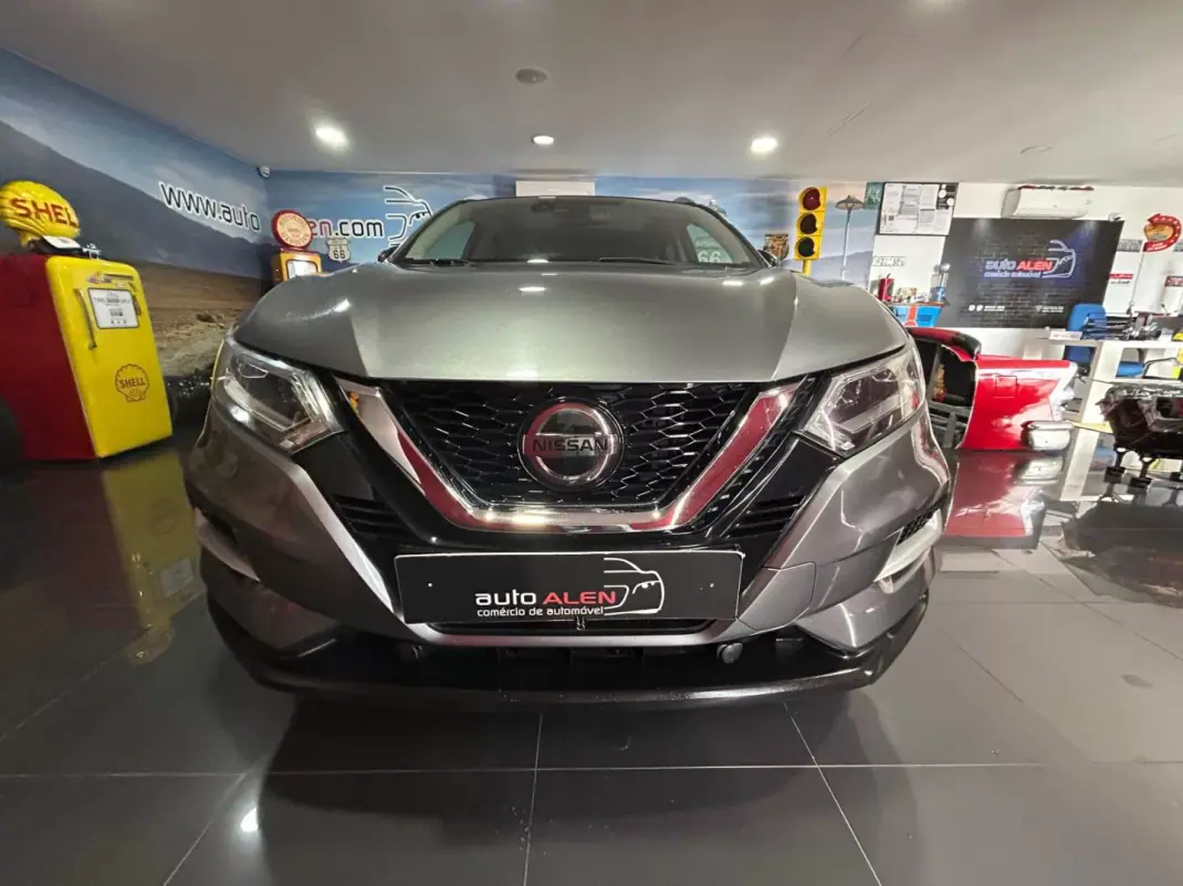 Nissan Qashqai 2019 - 17990 EUR, 157169 km - 157169km - foto 2 de 26
