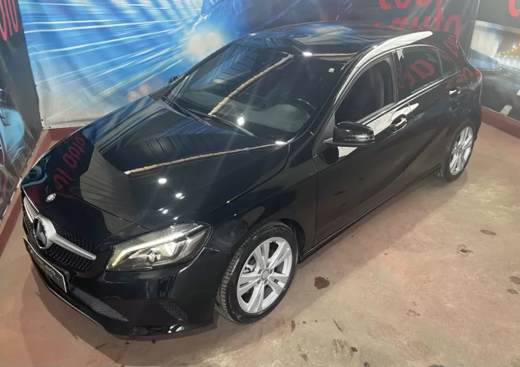 Mercedes-Benz A 200 2016 - 18450 EUR, 188000 km - AUTO.MOTO.pt - 188000km - foto 6 de 42