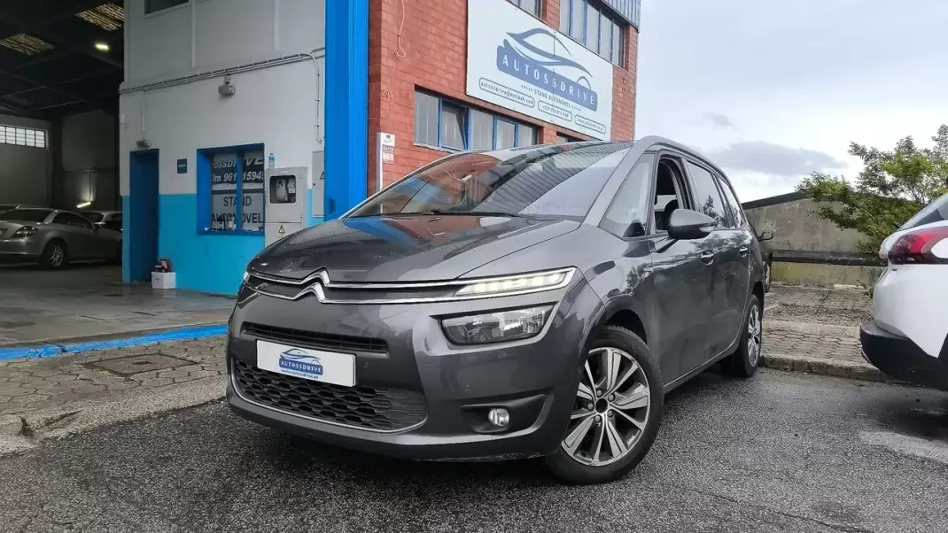 Citroën C4 Grand Picasso 2015 - 11400 EUR, 169000 km - AUTO.MOTO.pt - 169000km - foto 1 de 15