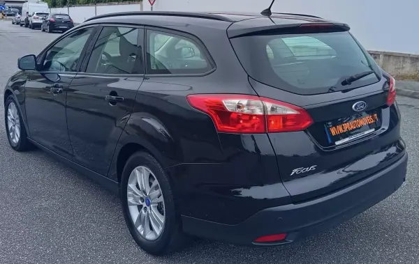 Ford Focus 2011 - 6990 EUR, 247800 km - 247800km - foto 5 de 16