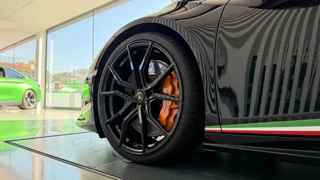 Lamborghini Huracán 2015 - 229990 EUR, 107545 km - 107545km - foto 13 de 29