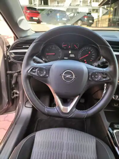 Opel Corsa 2020 - 15950 EUR, 82593 km - AUTO.MOTO.pt - 82593km - foto 10 de 12