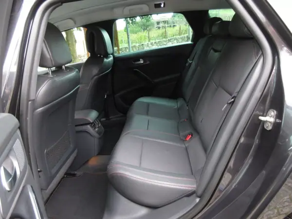 Peugeot 508 SW 2018 - 16990 EUR, 162000 km - AUTO.MOTO.pt - 162000km - foto 33 de 62