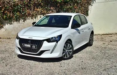 Peugeot 208 2023 - 38157km