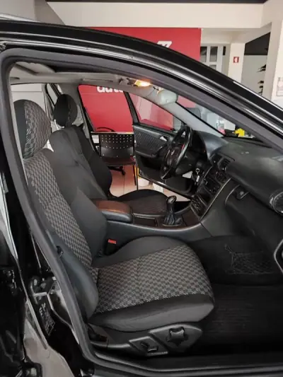 Mercedes-Benz C 220 2000 - 5750 EUR, 372700 km - AUTO.MOTO.pt - 372700km - foto 25 de 60