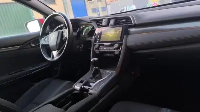 Honda Civic 2017 - 16500 EUR, 74000 km - AUTO.MOTO.pt - 74000km - foto 11 de 21