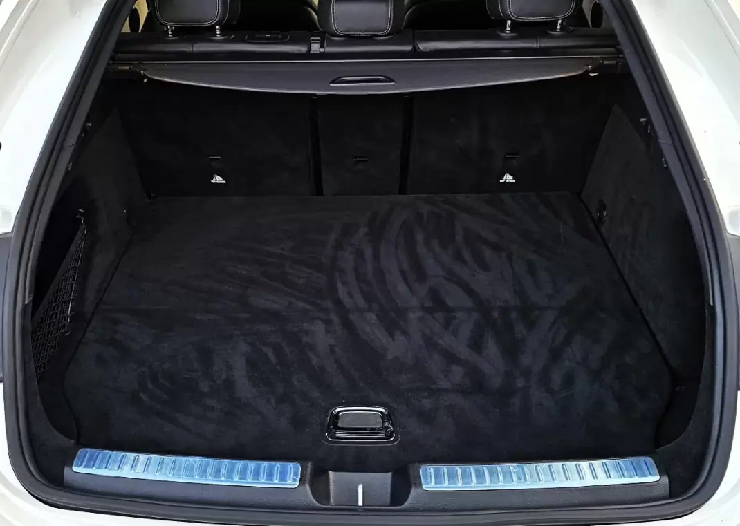 Mercedes-Benz GLC 220 2018 - 44500 EUR, 88000 km - AUTO.MOTO.pt - 88000km - foto 17 de 30