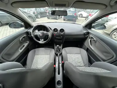 SEAT Cordoba 2007 - 5250 EUR, 243708 km - AUTO.MOTO.pt - 243708km - foto 13 de 19