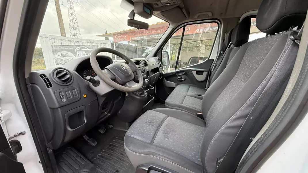 Renault Master 2014 - 24990 EUR, 90000 km - AUTO.MOTO.pt - 90000km - foto 17 de 28