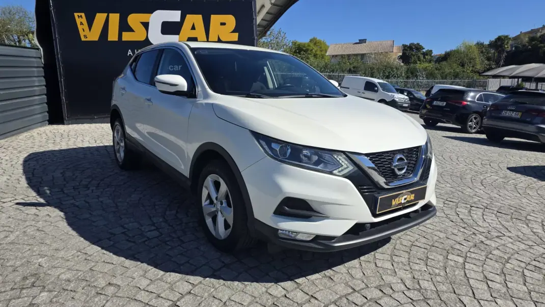 Nissan Qashqai 2019 - 18990 EUR, 110000 km - AUTO.MOTO.pt - 110000km - foto 10 de 31