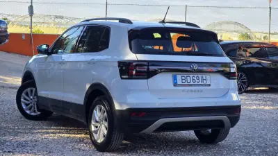 Volkswagen T-Cross 2022 - 16000 EUR, 74880 km - AUTO.MOTO.pt - 74880km - foto 7 de 20