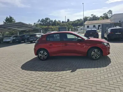 Peugeot 208 2023 - 16750 EUR, 36700 km - foto 5 de 29