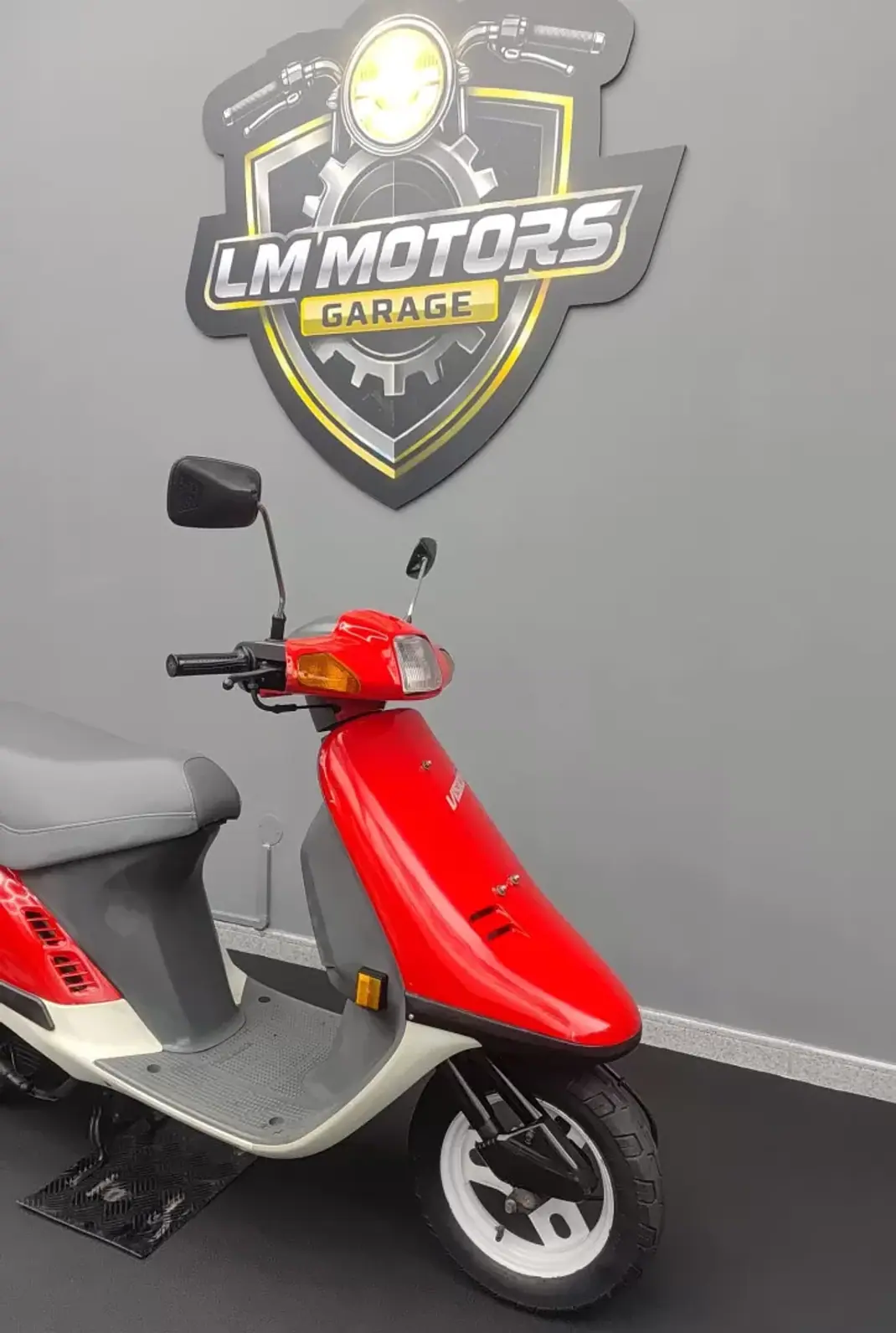 Honda 1990 - 1250 EUR, 5500 km - AUTO.MOTO.pt - 5500km - foto 2 de 15