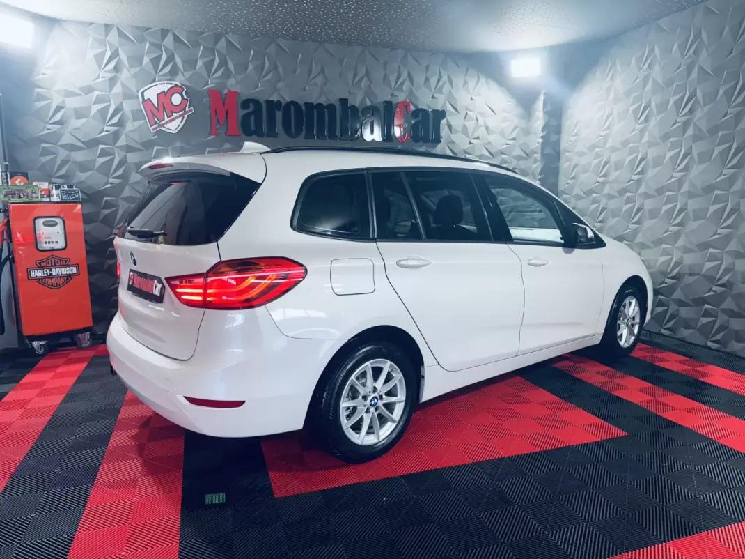 BMW 218 Gran Tourer 2017 - 17990 EUR, 127506 km - AUTO.MOTO.pt - 127506km - foto 2 de 39