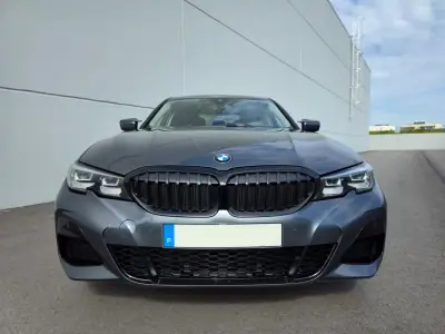 BMW 330 2019 - 28950 EUR, 67500 km - AUTO.MOTO.pt - 67500km - foto 15 de 42