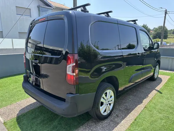 Citroën Berlingo 1.5 Hdi 2020 - 12900 EUR, 120000 km - AUTO.MOTO.pt - 120000km - foto 9 de 53