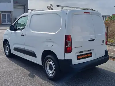 Citroën Berlingo 2020 - 10990 EUR, 82194 km - AUTO.MOTO.pt - 82194km - foto 7 de 18