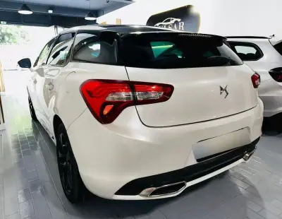 Citroën DS5 2014 - 12900 EUR, 162998 km - AUTO.MOTO.pt - 162998km - foto 5 de 14