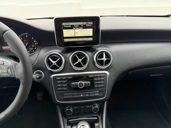 Mercedes-Benz A 180 2014 - 13950 EUR, 192198 km - AUTO.MOTO.pt - 192198km - foto 15 de 15