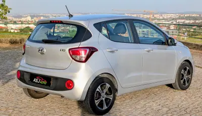 Hyundai i10 2017 - 8750 EUR, 101036 km - AUTO.MOTO.pt - 101036km - foto 10 de 21