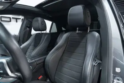 Mercedes-Benz GLE 350 2023 - 81950 EUR, 74000 km - AUTO.MOTO.pt - 74000km - foto 29 de 60