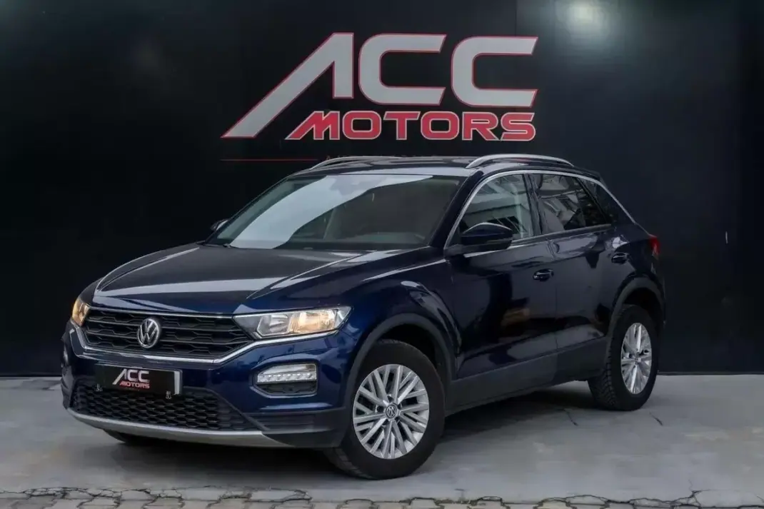 Volkswagen T-Roc 2019 - 21900 EUR, 135000 km - AUTO.MOTO.pt - 135000km - foto 1 de 48