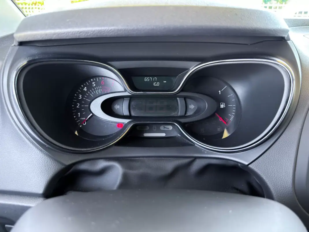 Renault Captur 2019 - 12750 EUR, 68000 km - 68000km - foto 21 de 26