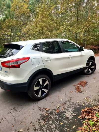 Nissan Qashqai 2016 - 15990 EUR, 153000 km - AUTO.MOTO.pt - 153000km - foto 13 de 24
