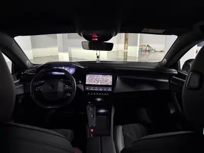 Peugeot 408 2022 - 28990 EUR, 46900 km - AUTO.MOTO.pt - 46900km - foto 22 de 30