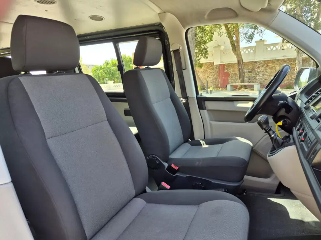 Volkswagen Transporter 2019 - 28750 EUR, 190404 km - 190404km - foto 16 de 22