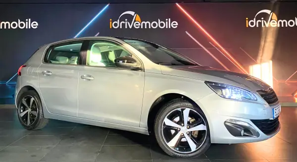 Peugeot 308 2016 - 15900 EUR, 171736 km - AUTO.MOTO.pt - 171736km - foto 2 de 48