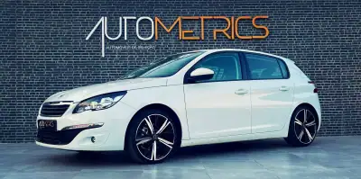 Peugeot 308 2014 - 12500 EUR, 151000 km - AUTO.MOTO.pt - 151000km - foto 7 de 16