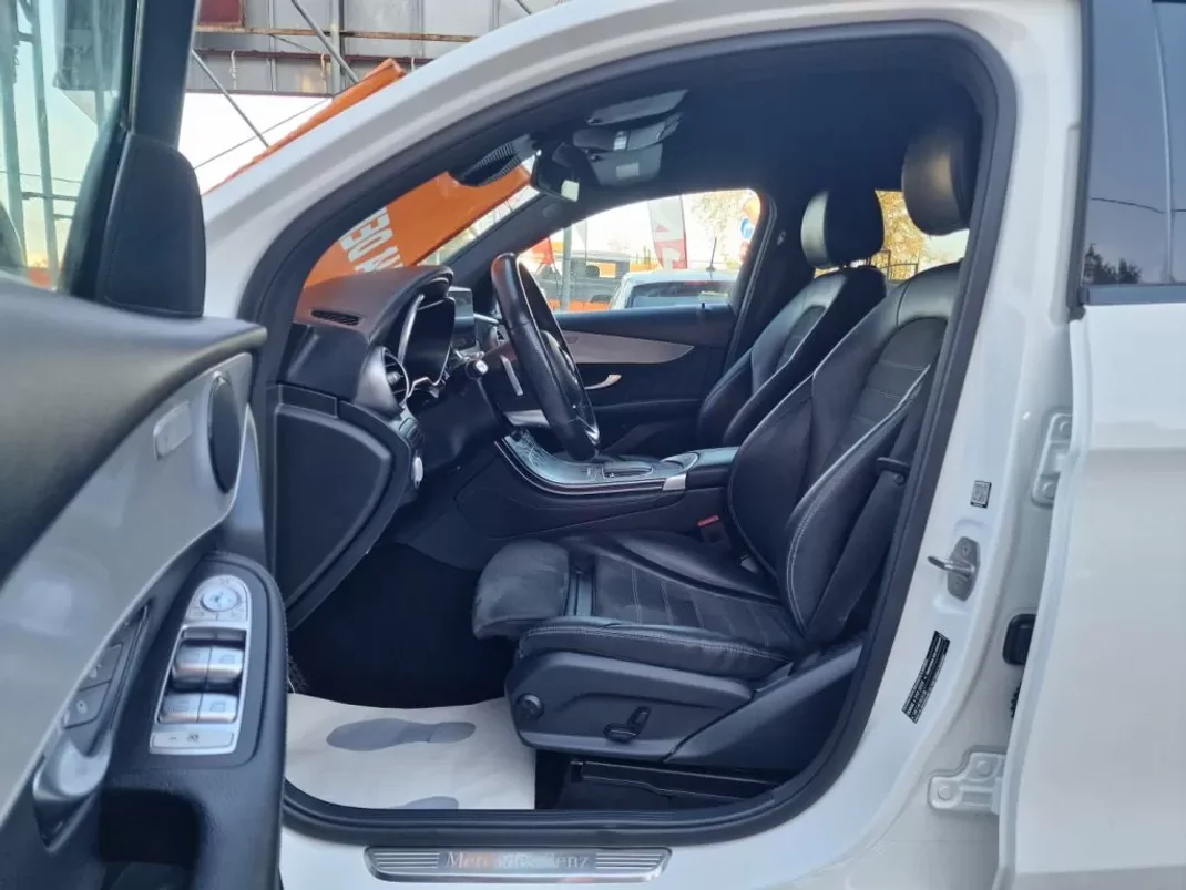 Mercedes-Benz GLC 220 2019 - 48500 EUR, 120000 km - AUTO.MOTO.pt - 120000km - foto 14 de 28