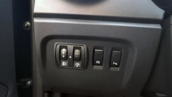 Renault Captur 2016 - 9950 EUR, 194000 km - 194000km - foto 31 de 35