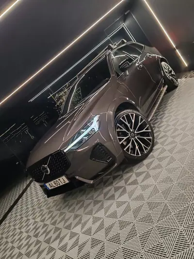 Volvo XC 60 2022 - 41000 EUR, 109000 km - AUTO.MOTO.pt - 109000km - foto 4 de 27