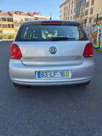 Volkswagen Polo 2011 - 6150 EUR, 191000 km - 191000km - foto 3 de 14